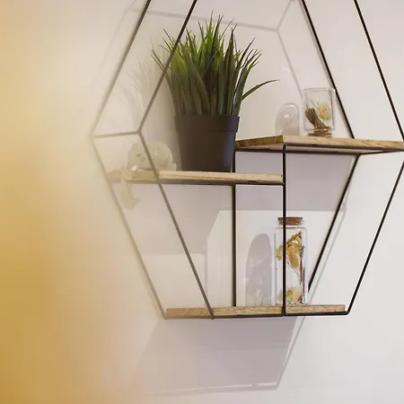 Vintage 2 Black Am Kurpark Von Apartament