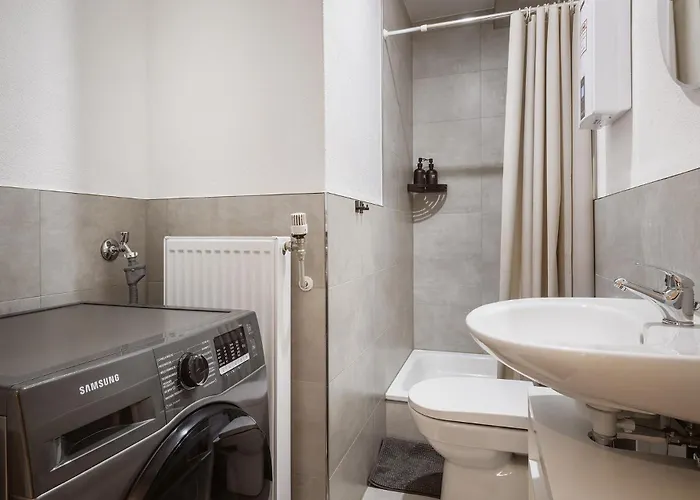 Vintage 2 Black Am Kurpark Von